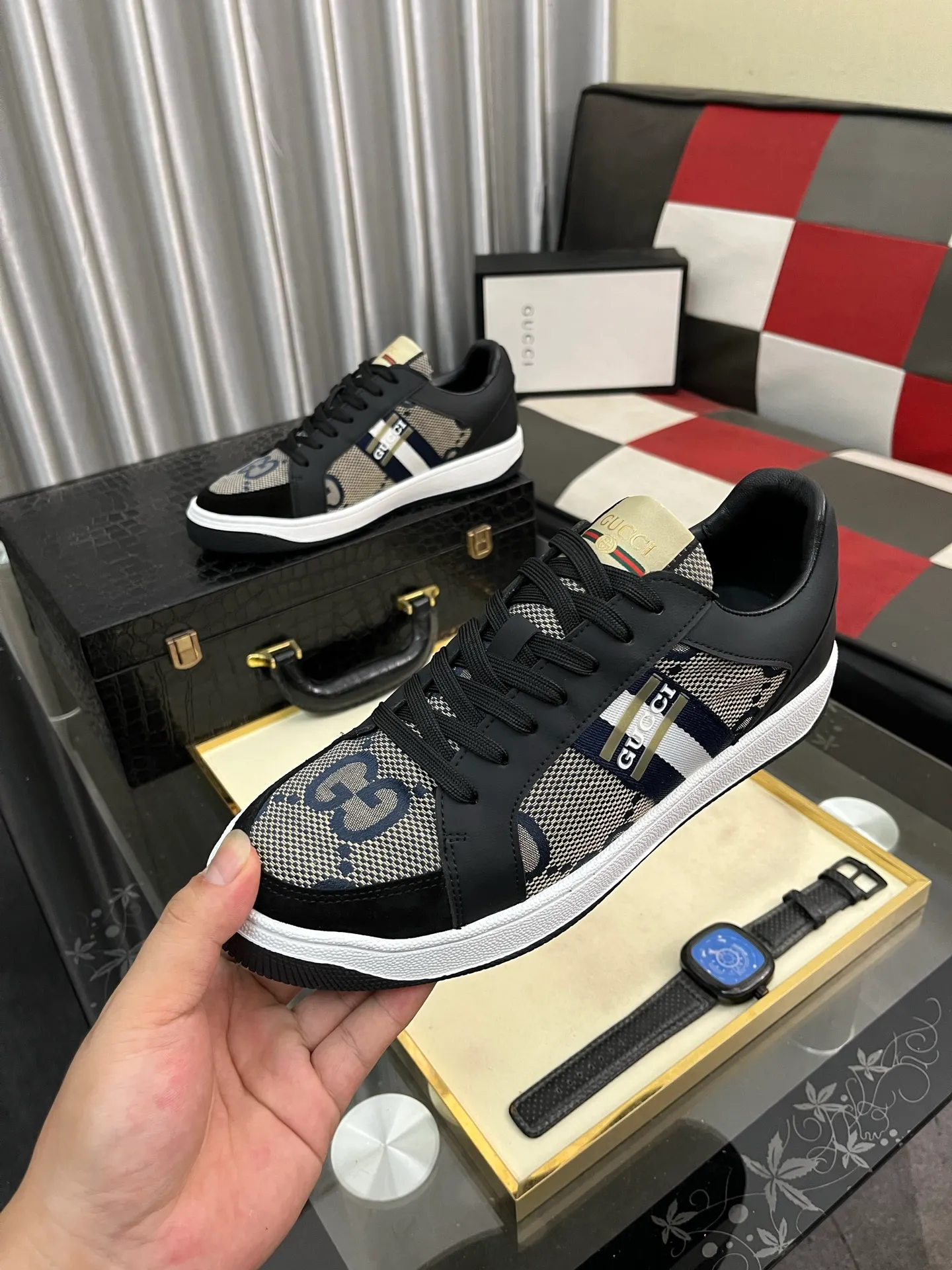 Men's Men's Shoes 💰400⌚️⌚️【GUCCI】Gucci men's latest white shoe series casual shoes! The official website is built 1:1. Upper: Made of imported cowhide, with electric embroidery ➕Inner lining: Made of high-quality first-layer pigskin, soft and comfortable. Picky material selection and exquisite workmanship give you the best enjoyment. Size: 38-444️⃣Colors available